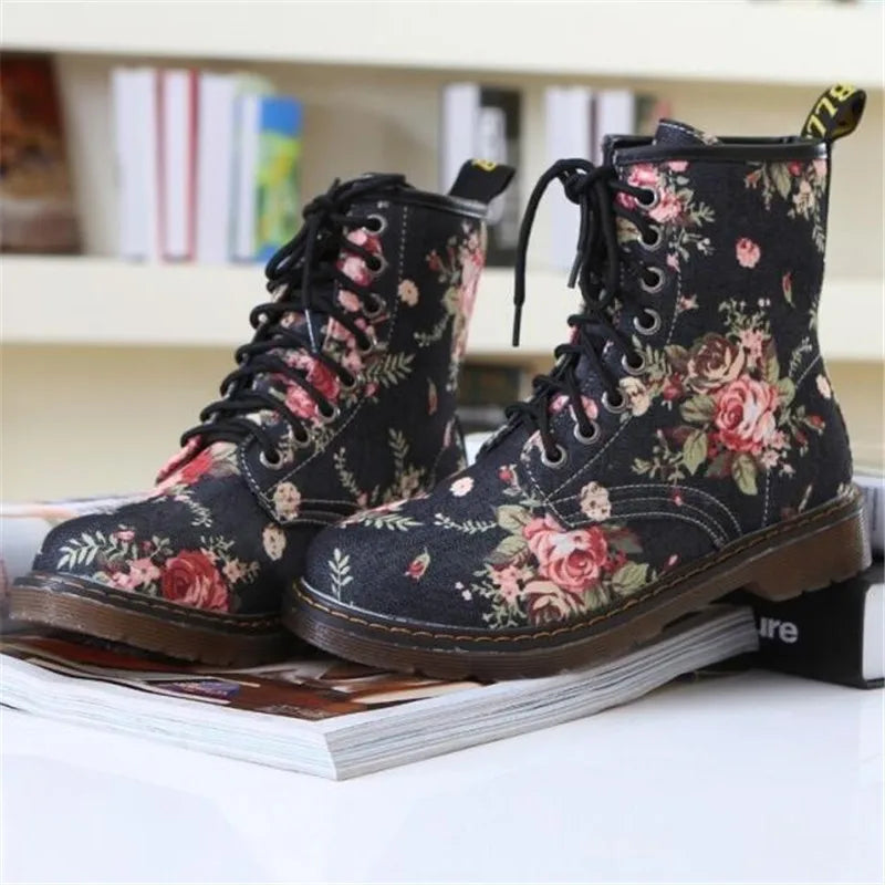 Women's Floral Print Canvas Lace-Up Ankle Boot