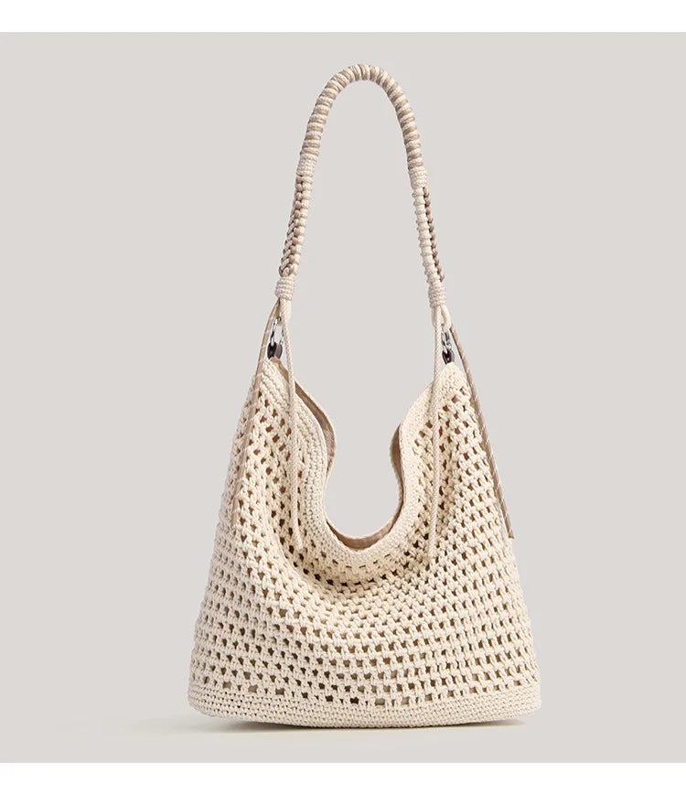 Woven Hobo Shoulder Bag with Tassel for Women – Large Capacity Beach Tote & Travel Straw Bag