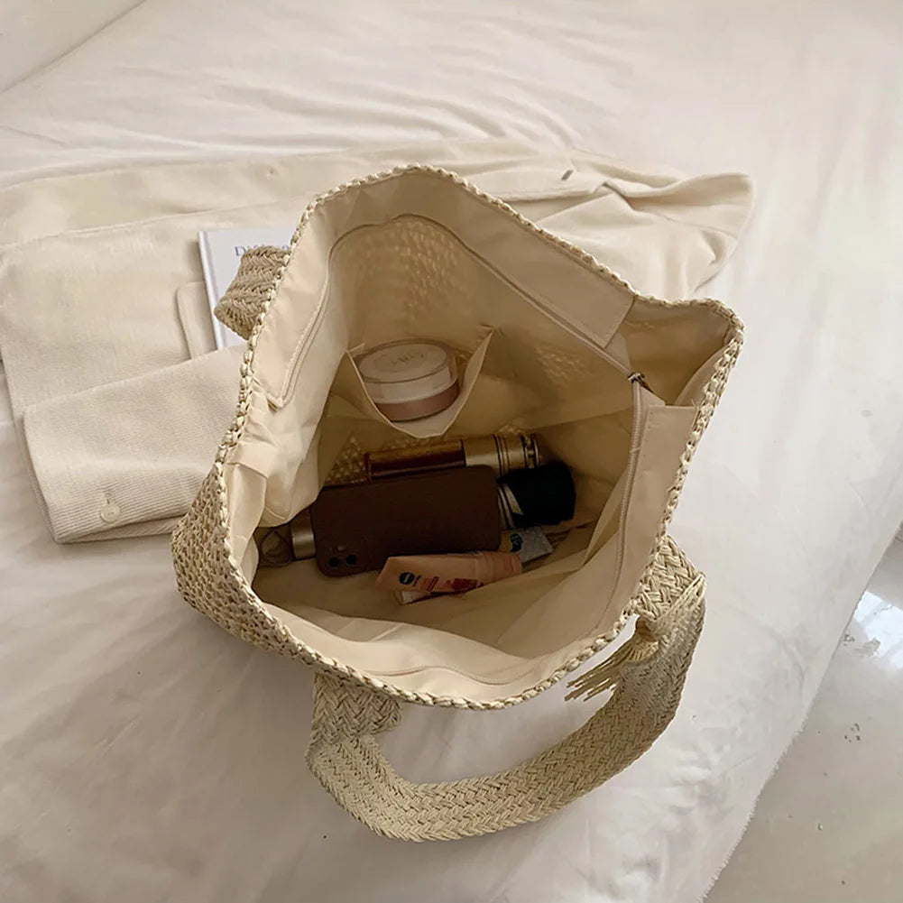 Woven Straw Tote Bag with Tassel for Women – Large Capacity Fashion Shoulder Shopper Bag