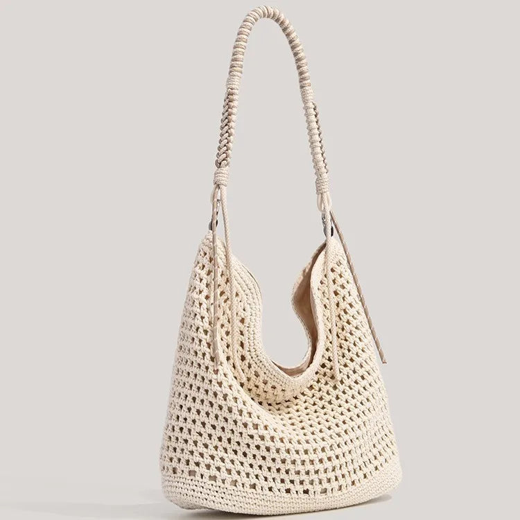 Woven Hobo Shoulder Bag with Tassel for Women – Large Capacity Beach Tote & Travel Straw Bag