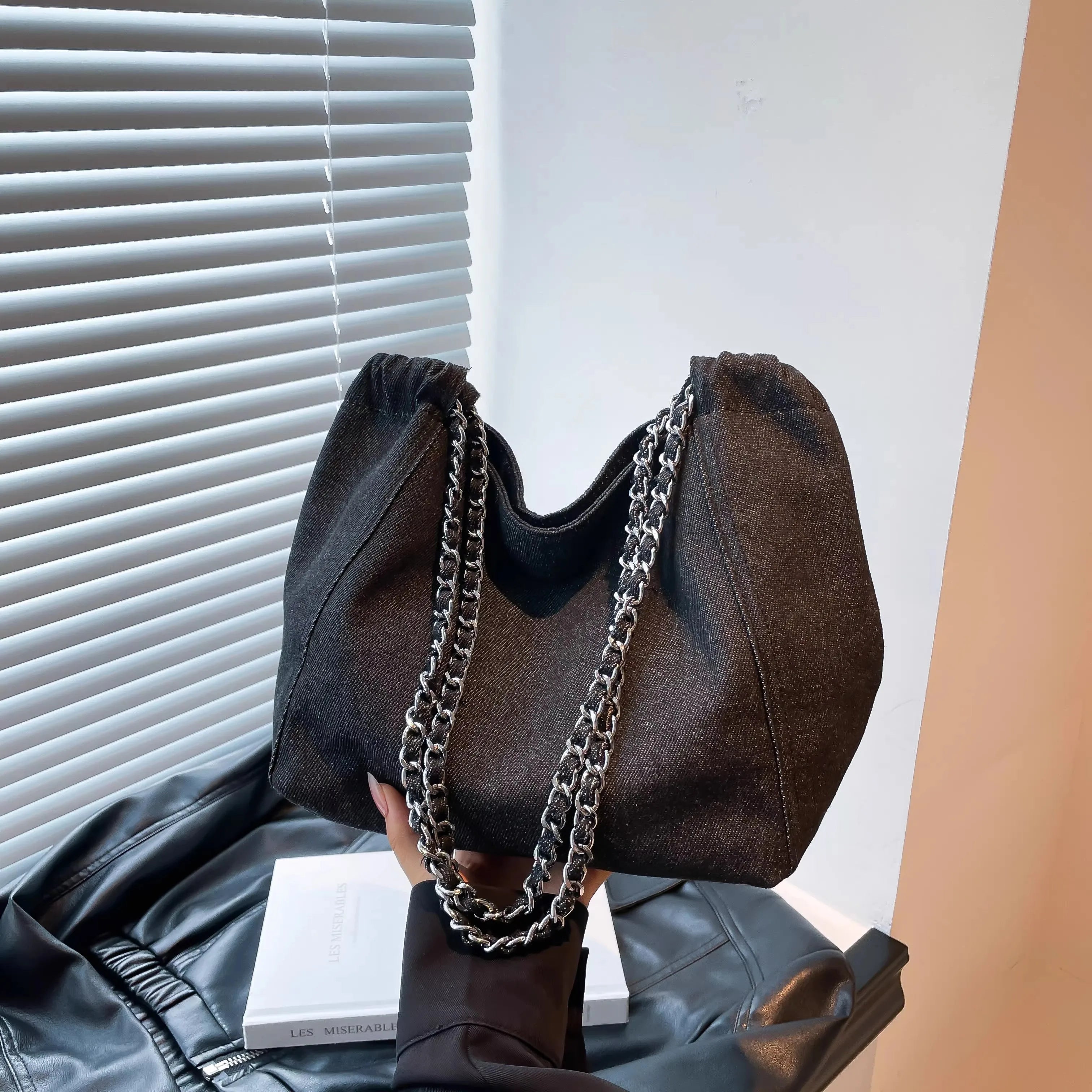 Denim Chain Shoulder Bag for Women – Large Capacity Korean Fashion Crossbody Tote