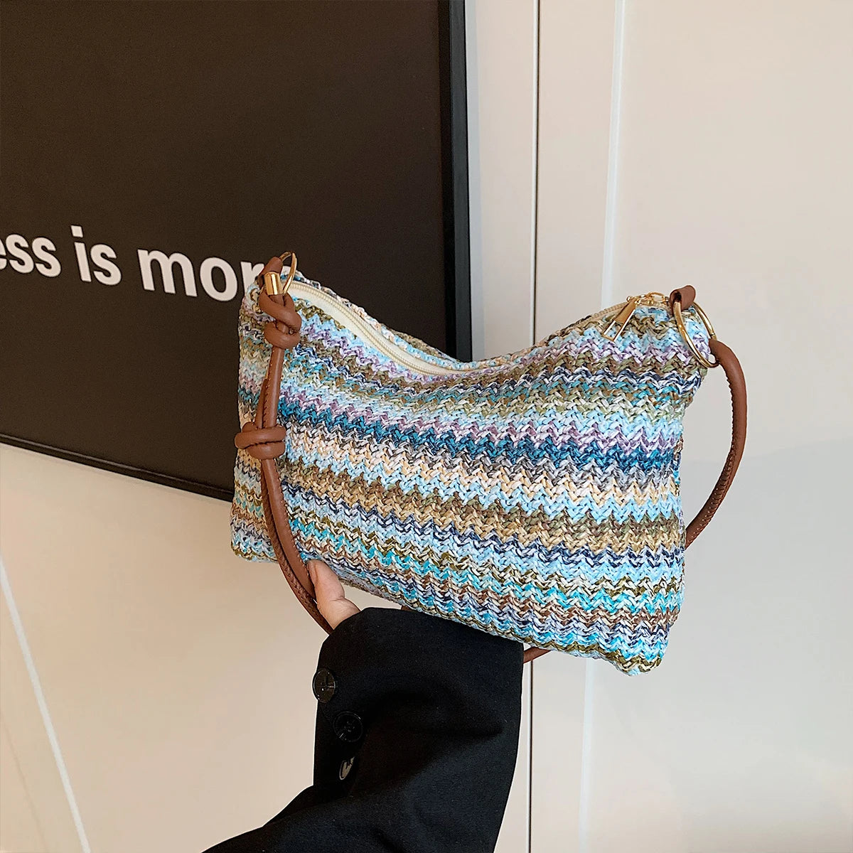 Women's Striped Woven Straw Tote Bag with Detachable Coin Purse – Zip Closure Beach Vacation Bag